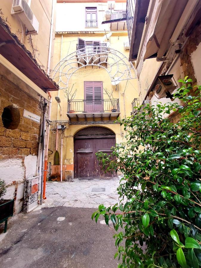Guest House Palermo Massimo 23 Екстериор снимка